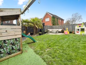 Photo 24- click for photo gallery